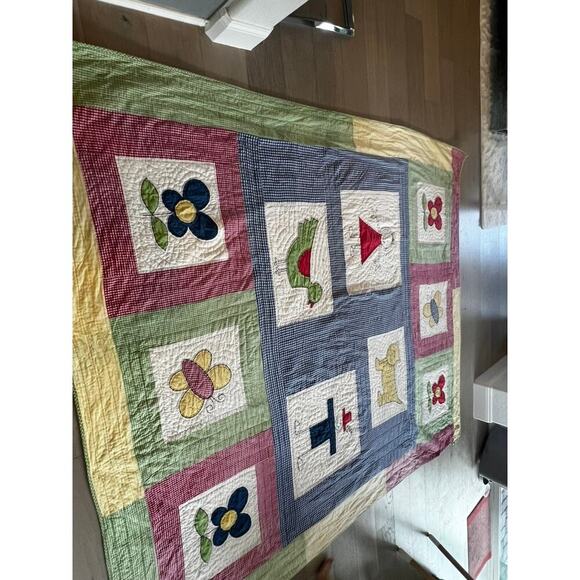 The Country Store HTF patchwork quilt country cottage vintage farmhouse 100x86 - Picture 3 of 16